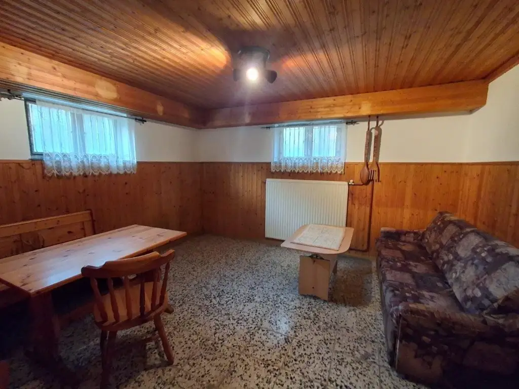 "Miethaus mit Terrasse und Garten - Breitenlee - Neuessling"