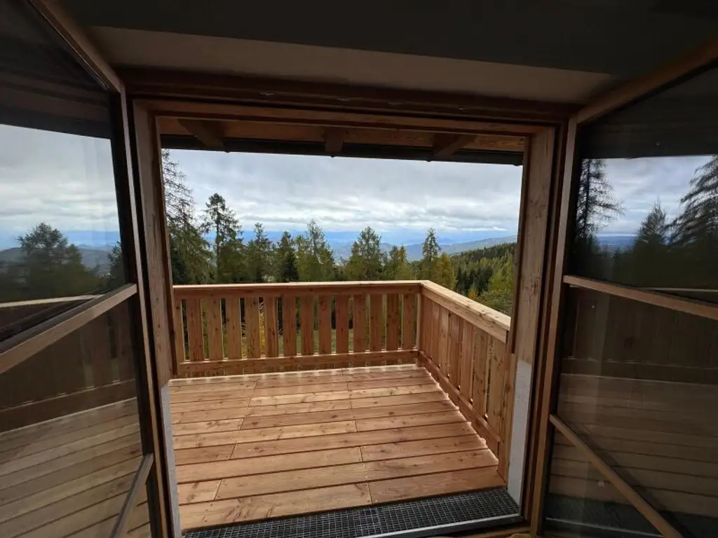 FERIENIMMOBILIE / Kärnten - Hochrindl! Traumhafte Chalets mit herrlichem Blick über das Kärntner Land.