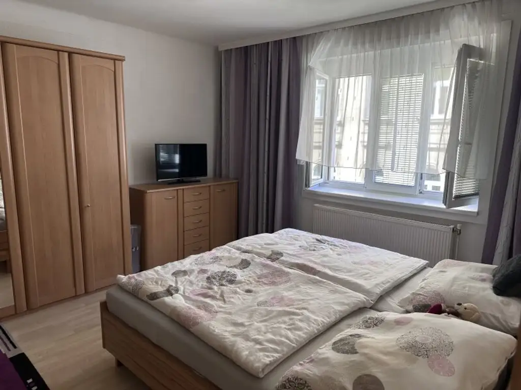 TOP WOHNUNG - TOPLAGE - FREIER MIETZINS