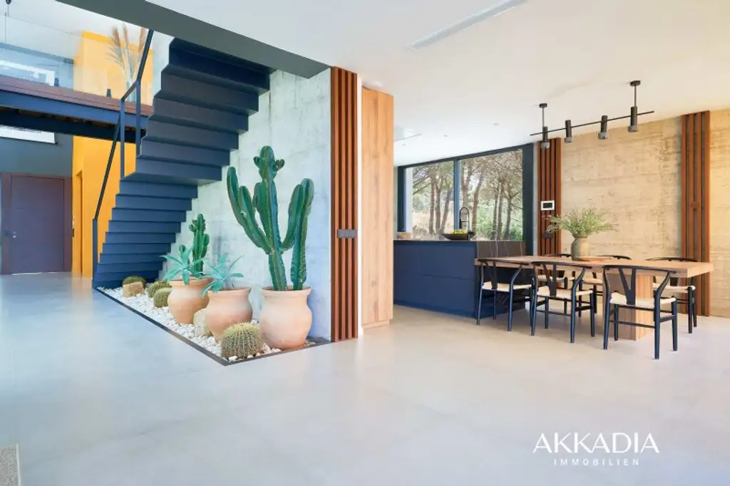 Prämierte Architektenvilla mit Blick über die Sierra Grazalema