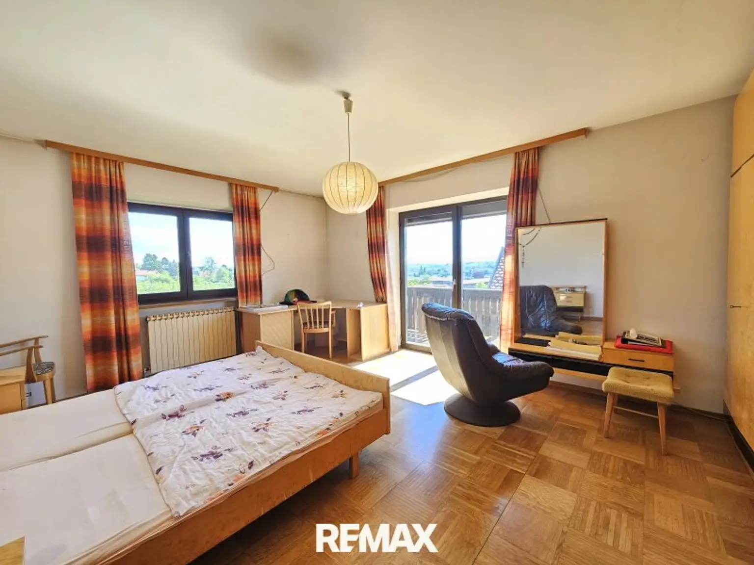 Schlafzimmer OG