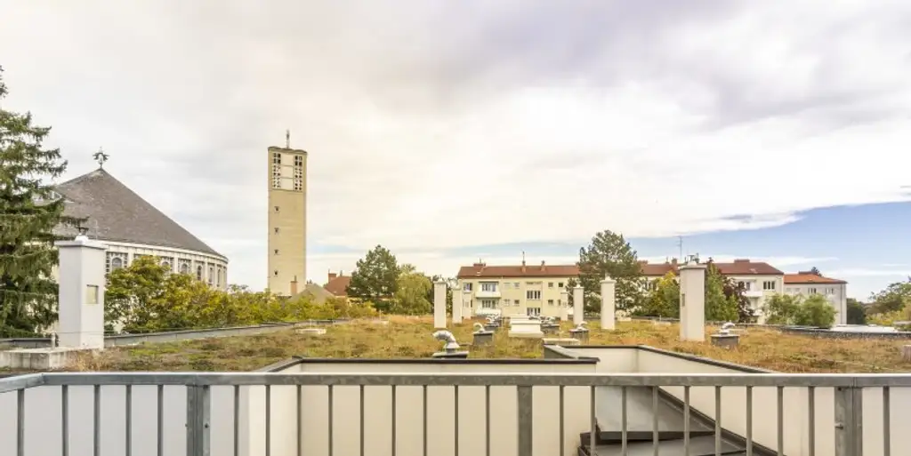 **Hofseitiger Balkon** Modernes Wohnen in ruhiger Lage