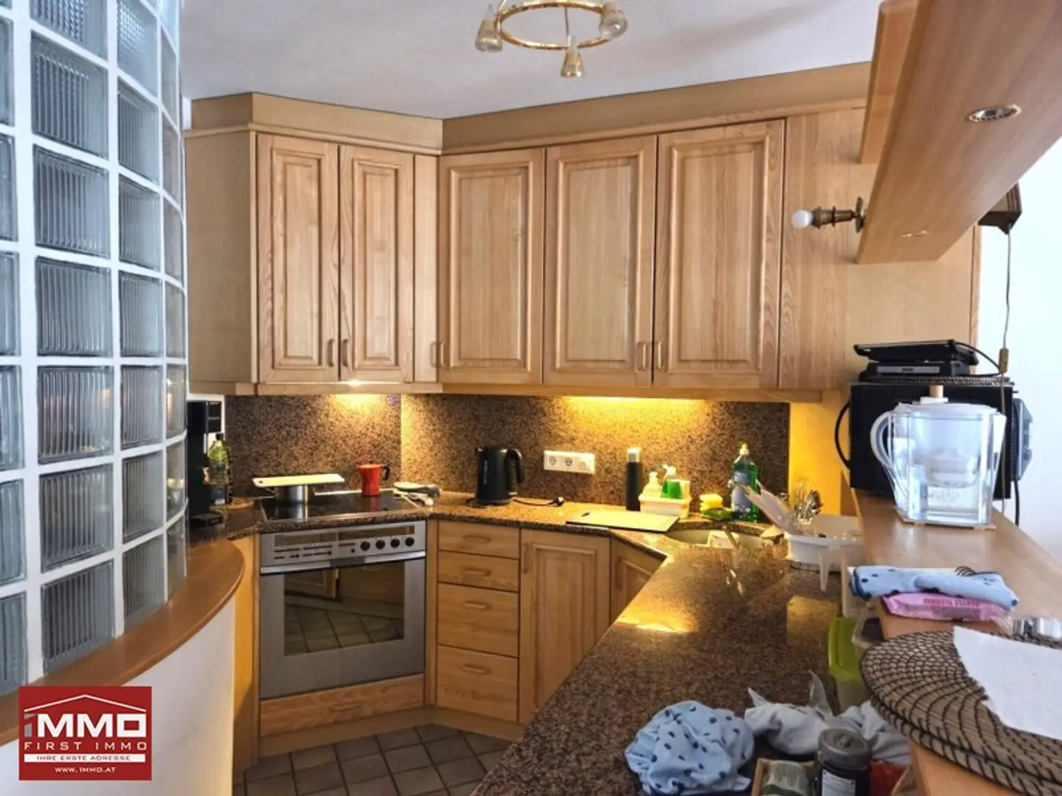 RUHELAGE IM ORTSKERN VON NEULENGBACH MIT TERRASSE