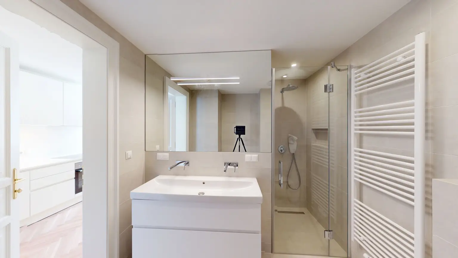 Helle 3-Zimmer-Wohnung mit Balkon im obersten Regelgeschoss
