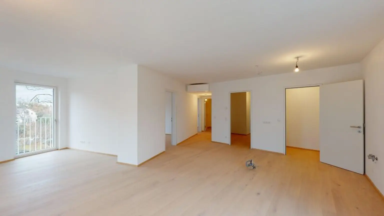 Lichtdurchflutete, großzügige 3-Zimmer Wohnung in traumhafter Lage von Mödling