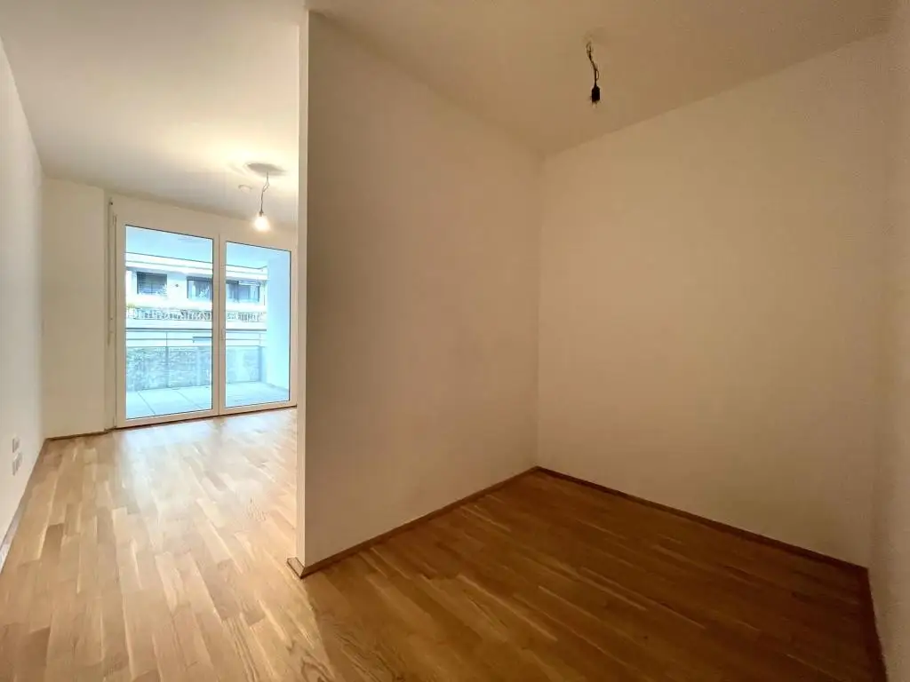 Wunderschöne Neubauwohnung mit 11m² Außenfläche + Nähe U6!! AB DEZEMBER