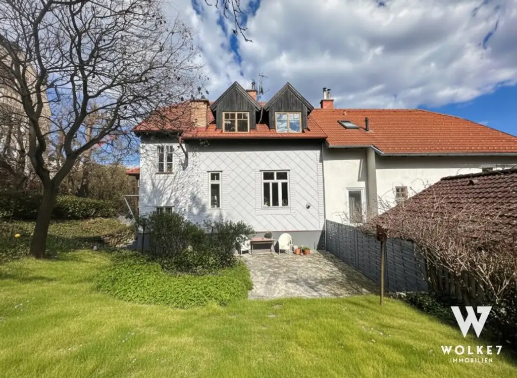 Jugendstil trifft Naturidylle – Stilvolle Villa am Tor zum Wienerwald | Großer Garten | Keller und Dachboden ausgebaut