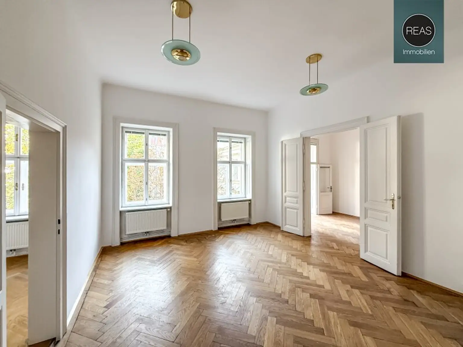 Klimatisiertes Büro bei neuer U5 Station! Repräsentatives Haus in bester Innenstadtlage bei der Votivkirche!