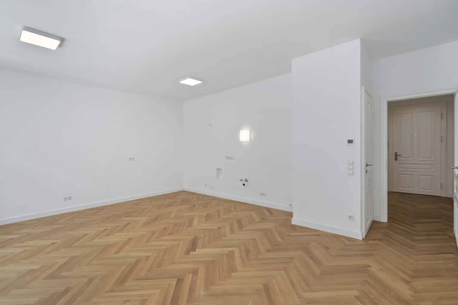 Hochwertig sanierte Altbauwohnung mit Freifläche