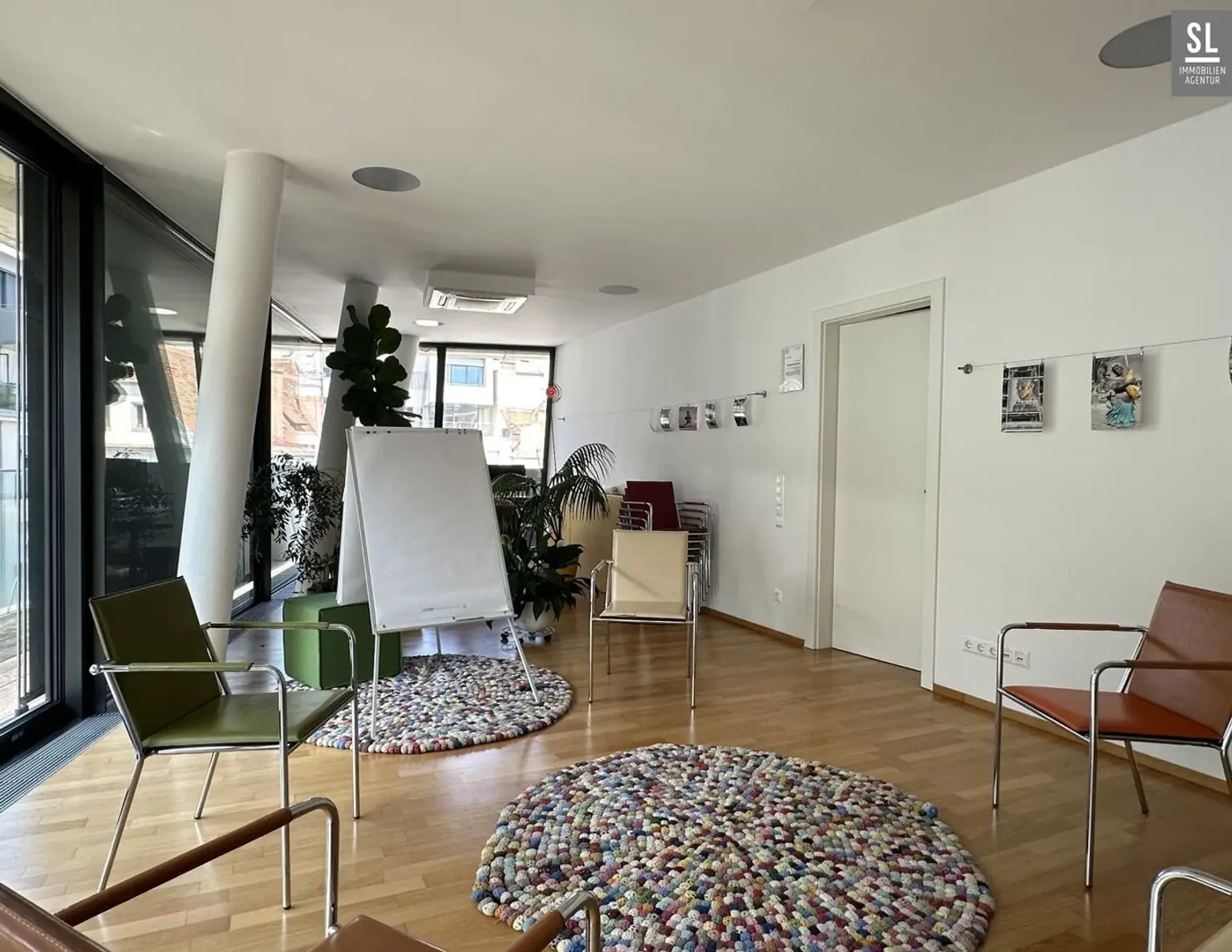 128m² ruhige - lässige Praxis- oder Büro-Einheit mit 33m² großem Süd-Westbalkon Nähe Kunsthaus, 2 TG Plätze optional