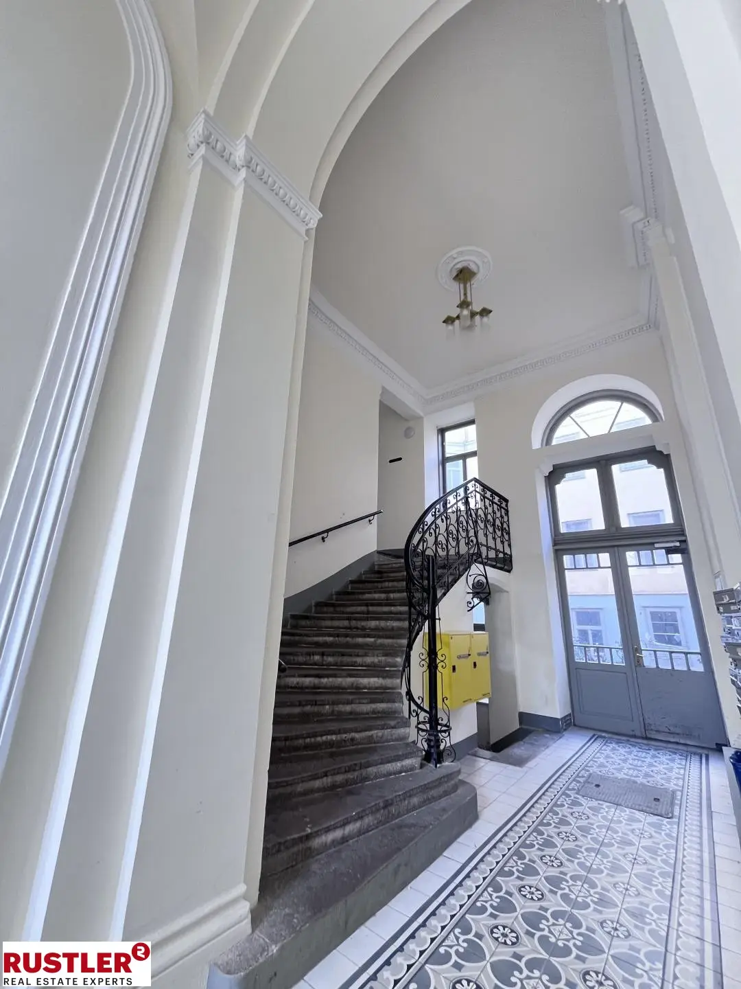 Top moderne Dachgeschosswohnung mit Terrasse & Fernblick | Erstbezug am Reinlpark