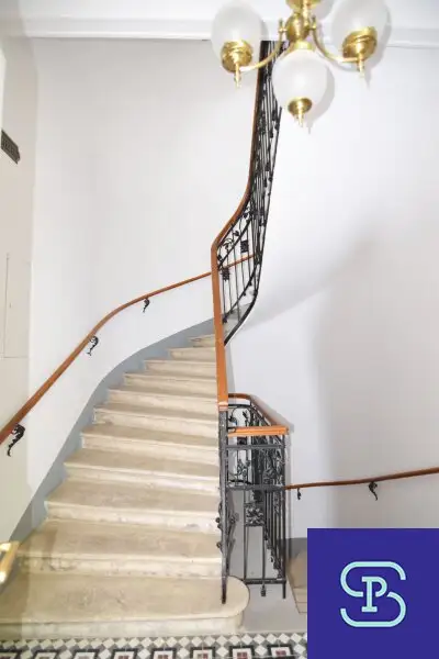 Sanierte 109m² DG-Wohnung mit Galerie Nahe Lainzer Tiergarten - 1130 Wien