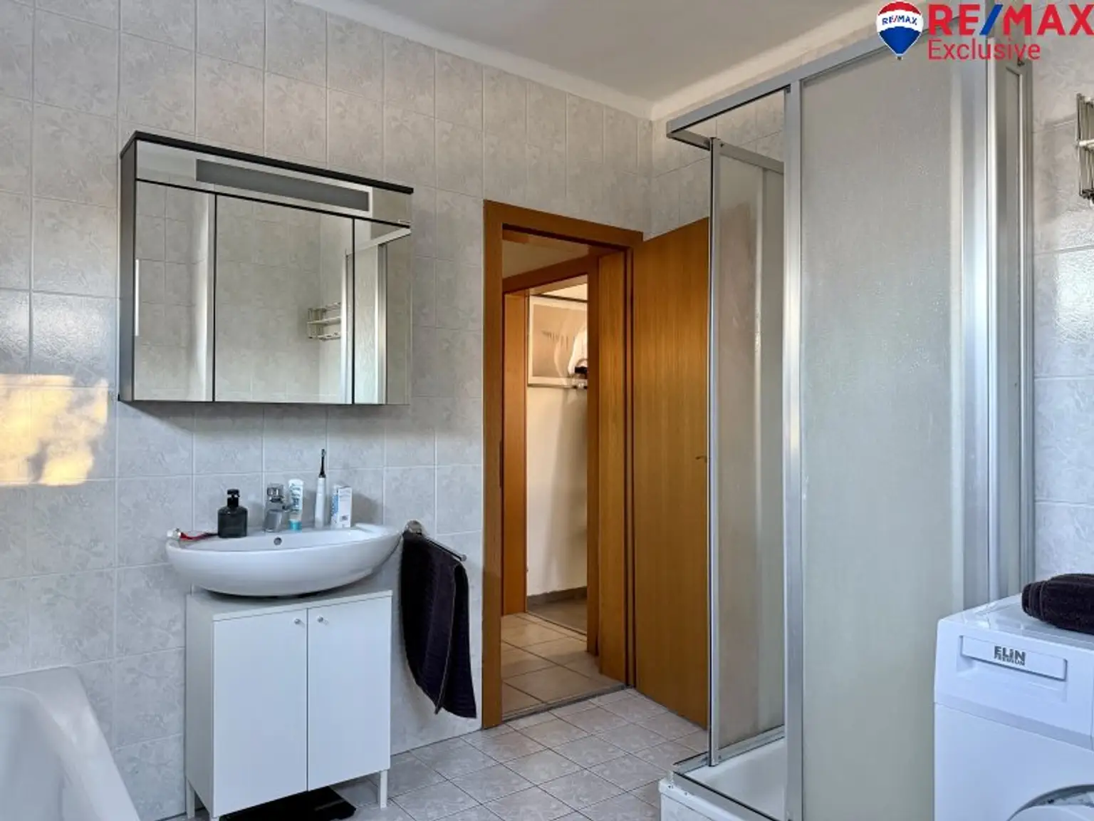 Gartenliebe -  Charmantes Einfamilienhaus mit ca. 99,10 m² Wfl. auf 1.027 m² Grund!