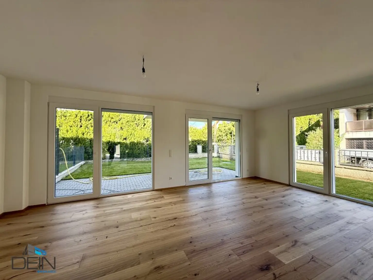 NEU! TRAUMHAFTE 5 ZIMMER DOPPELHAUSHÄLFTEN MIT EIGENGÄRTEN IN MARKGRAFNEUSIEDL!