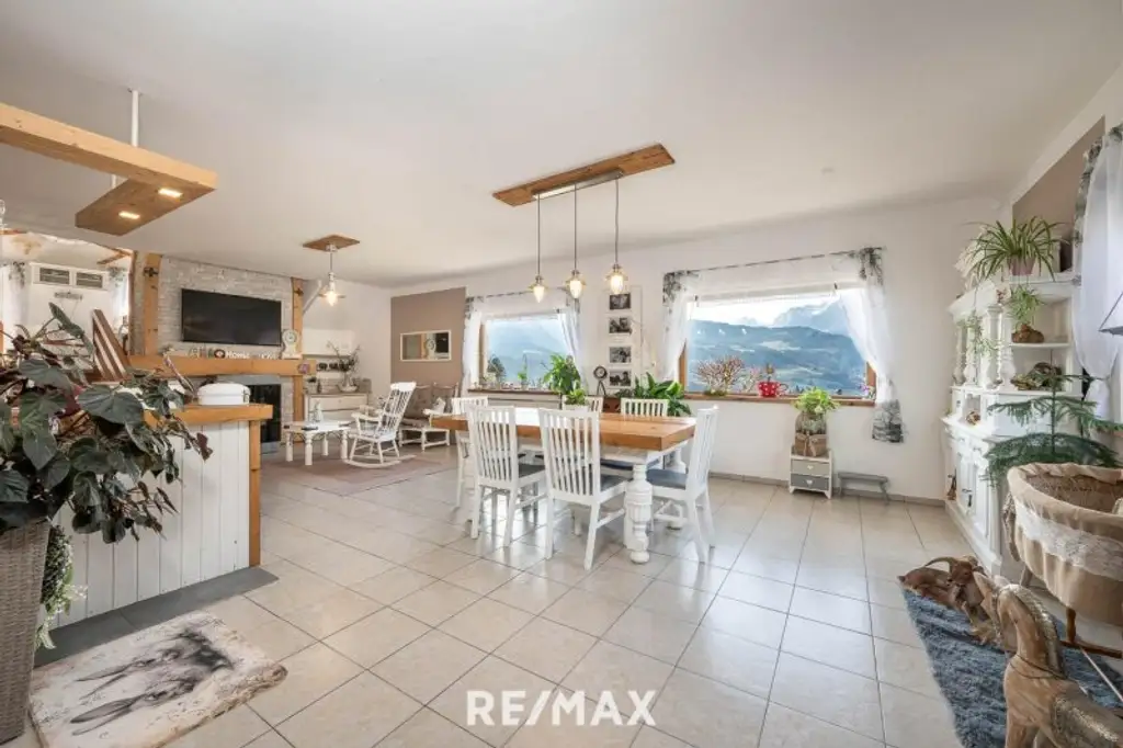 "Wo Lebensqualität beginnt" - Haus mit Panoramaausblick in Pfarrwerfen!