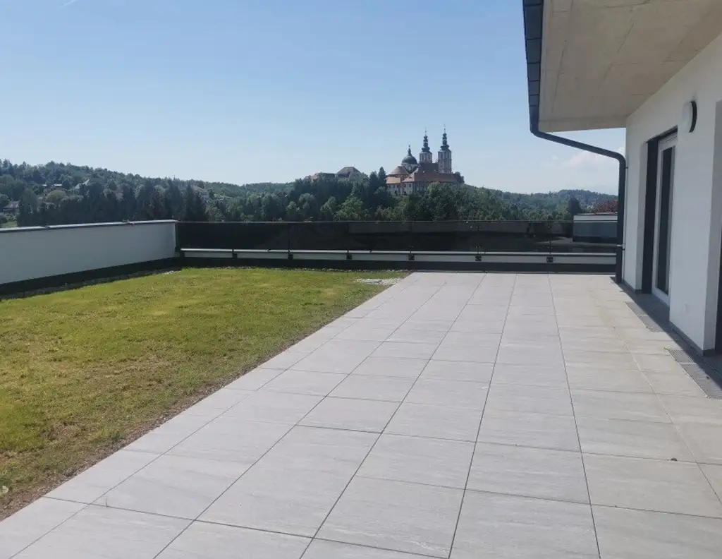 Erstbezug: Luxuriöse Terrassenwohnung mit Blick zur Mariatroster Basilika! SONDERAKTION: 35 % Anzahlung - Restkaufpreis in 5 Jahren