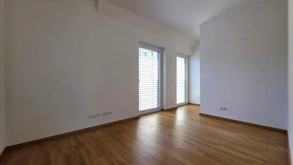 Maria Enzersdorf - Schlosspark!!! Stylische Neubauwohnung + MEGA Dachterrasse + Grün- und Weitblick!