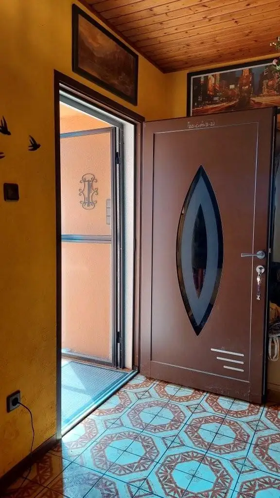 "Miethaus mit Terrasse und Garten - Breitenlee - Neuessling"