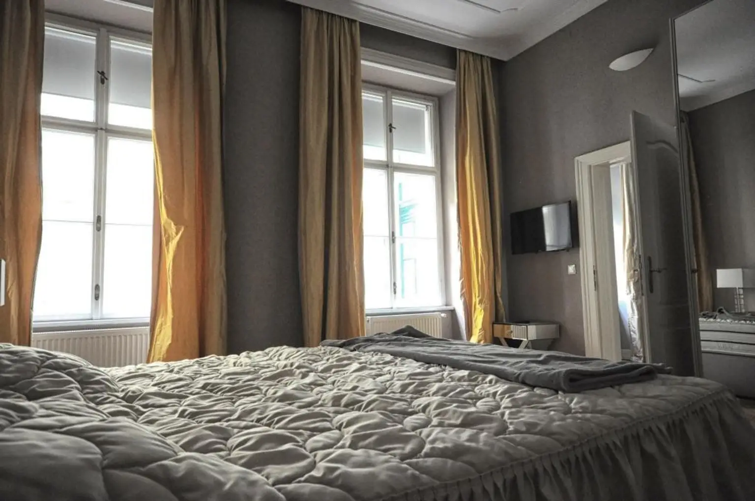 Topaltbauwohnung vollmöbliert
