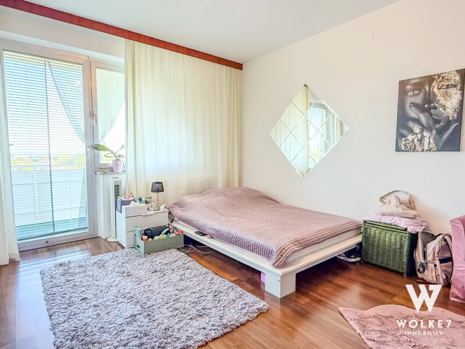 Wohnen mit Weitblick: Großzügige Ruheoase mit überdachtem Balkon und 5 Zimmer I Nähe HLW Biedermannsdorf und Jubiläumshalle Biedermannsdorf