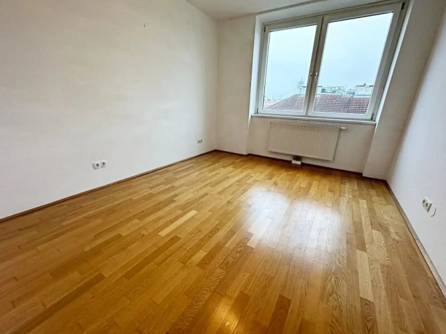 HUMBOLDTPLATZ, U1-NÄHE, 68 m2 Neubau inkl. 4 m2 Loggia, Wohnküche, 1 Zimmer, 3. Liftstock, Humboldtgasse