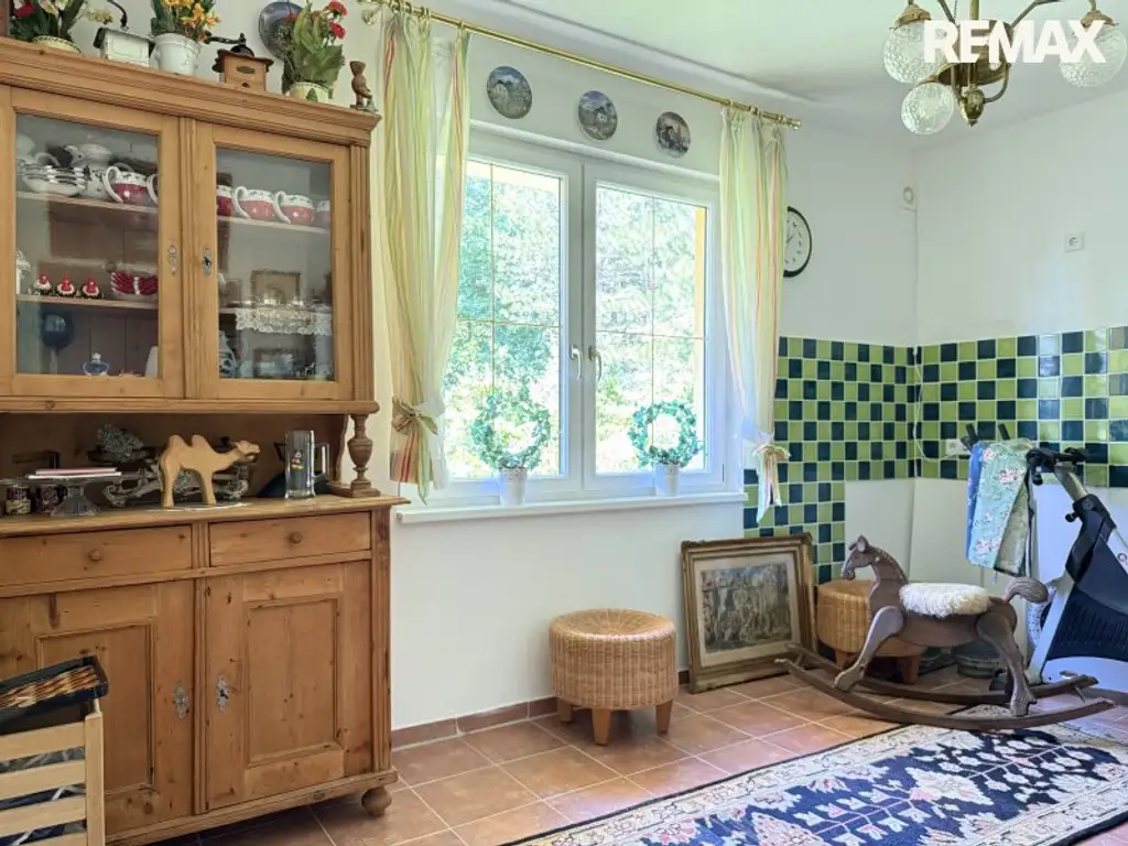 Hohe Wand - Einfamilienhaus mit 3 Wohneinheiten auf 1.100 m² Grund!