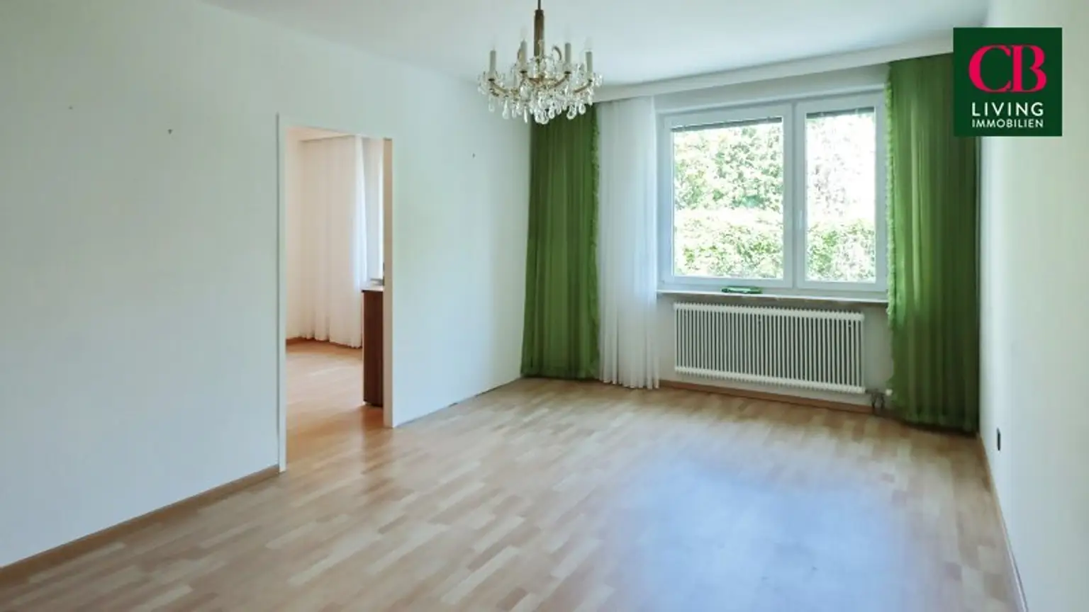Schöne 3- Zimmer Wohnung in Ruhelage mit gepflegtem, üppig begrüntem Innenhof!