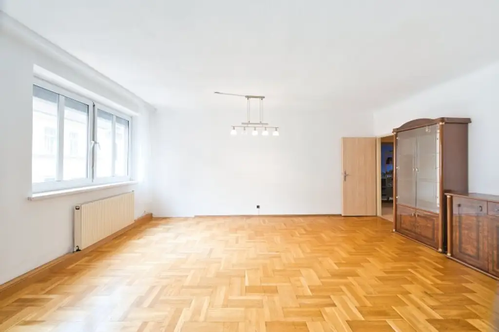 Platz für Ihre Wohnideen: 3-Zimmer-Wohnung in ruhiger Lage von Meidling mit eigener Garage!