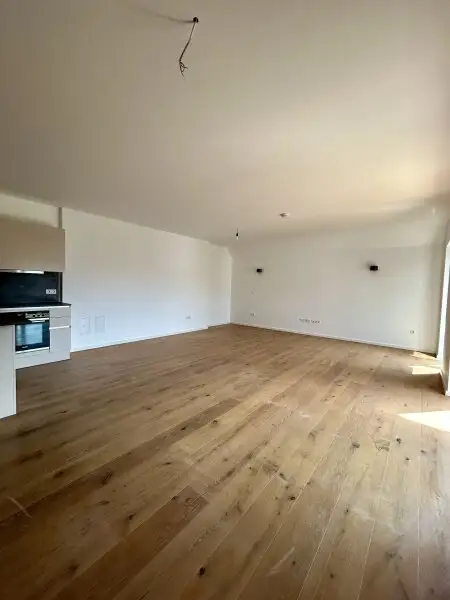 Exklusive Dachgeschosswohnung mit Grün-Blick in Top-Lage - Luxusausstattung