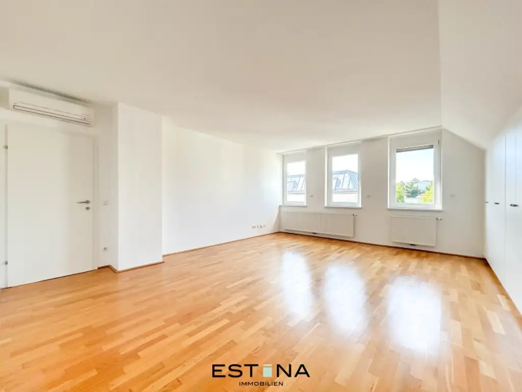 Großzügige DG-Wohnung nahe Hugo Wolf Park