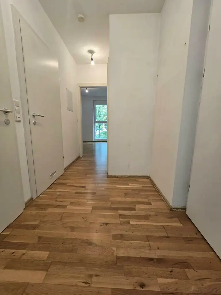 Neu sanierte und derzeit geförderte 2-Zimmerwohnung!