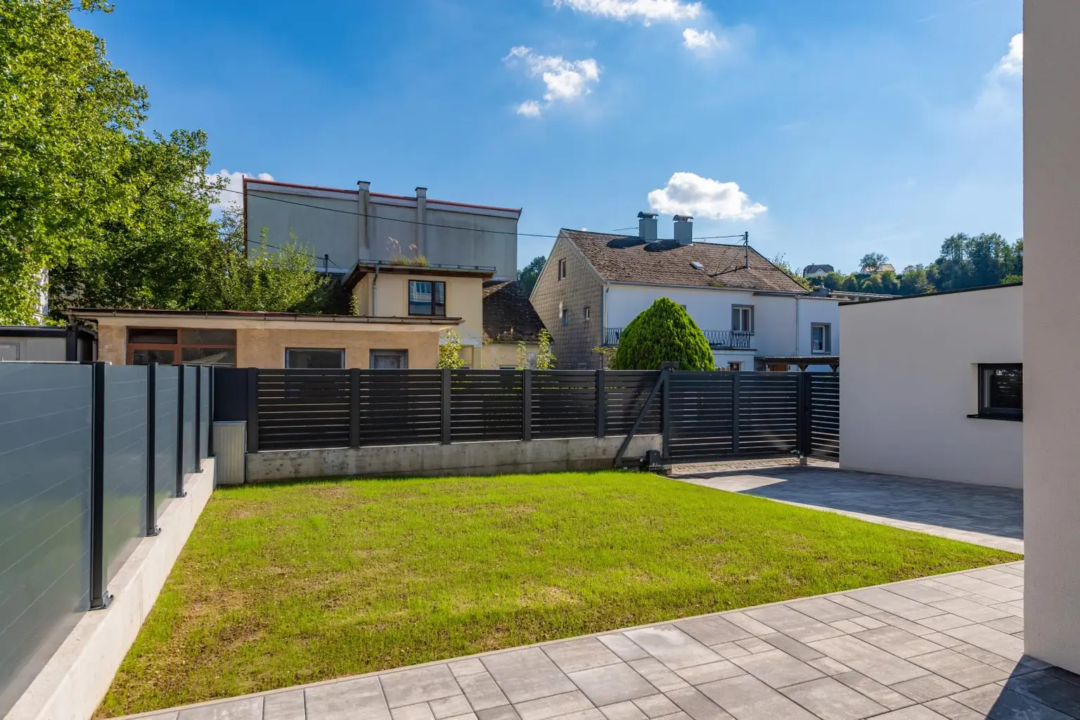 Garten, Garage, Zaun