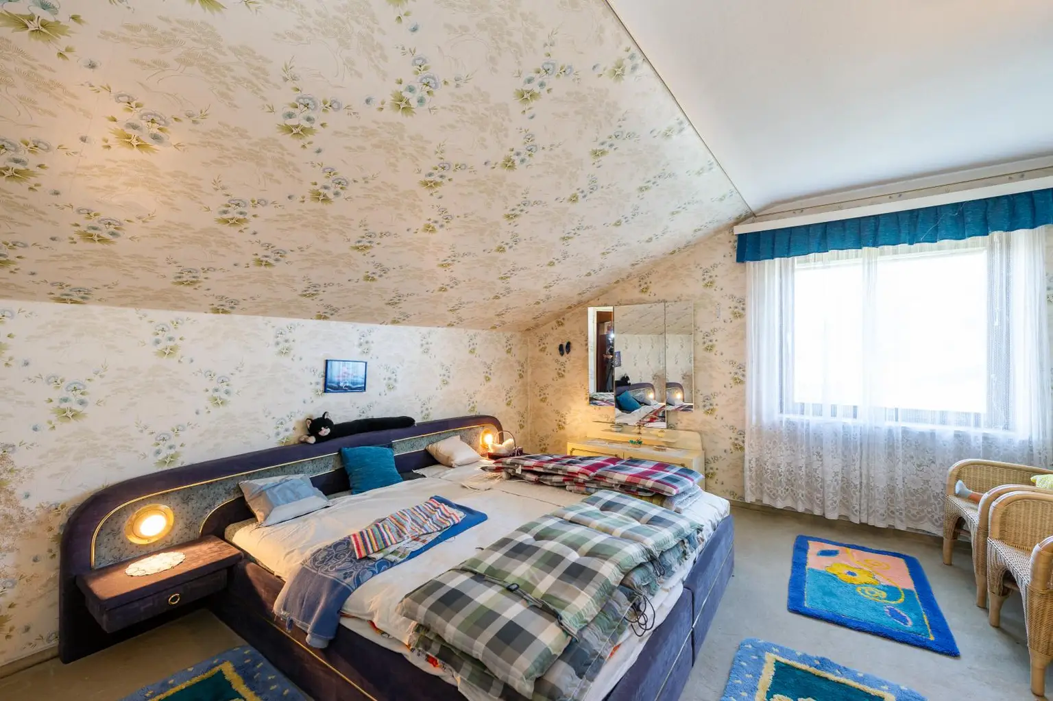 Einfamilienhaus mit wunderschönem Grundstück in ruhiger Lage