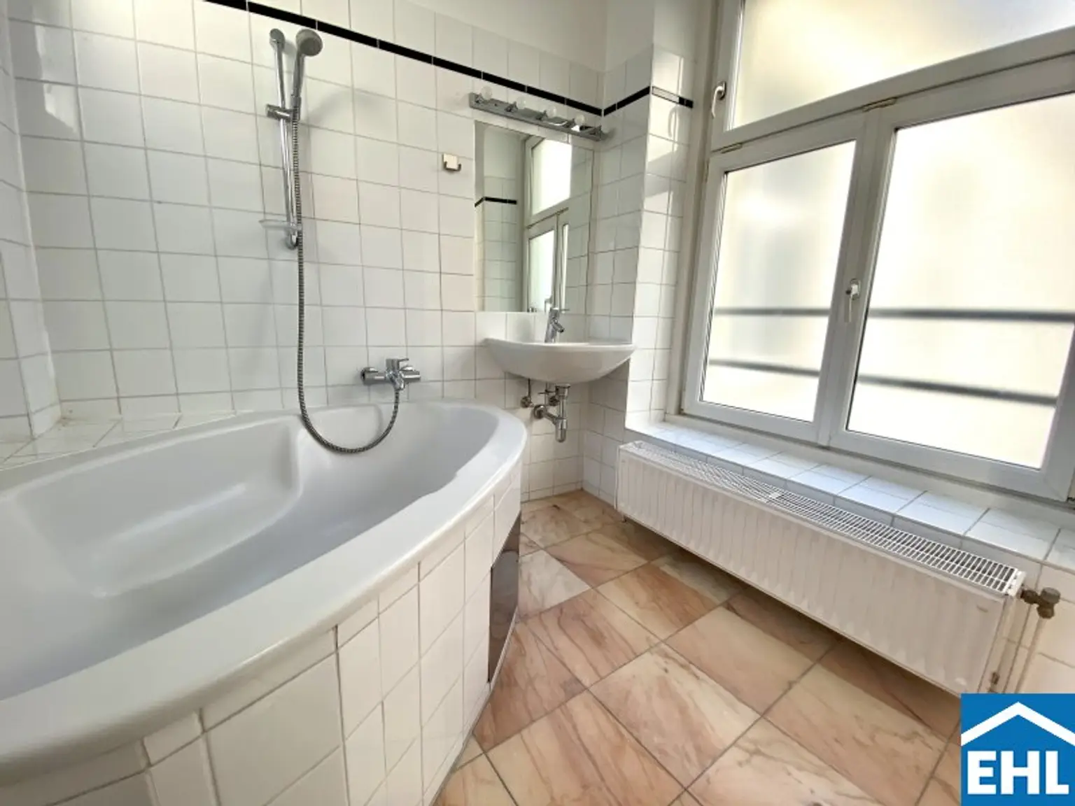 Großzügige 2,5 Zimmerwohnung nahe der Mariahilfer Straße
