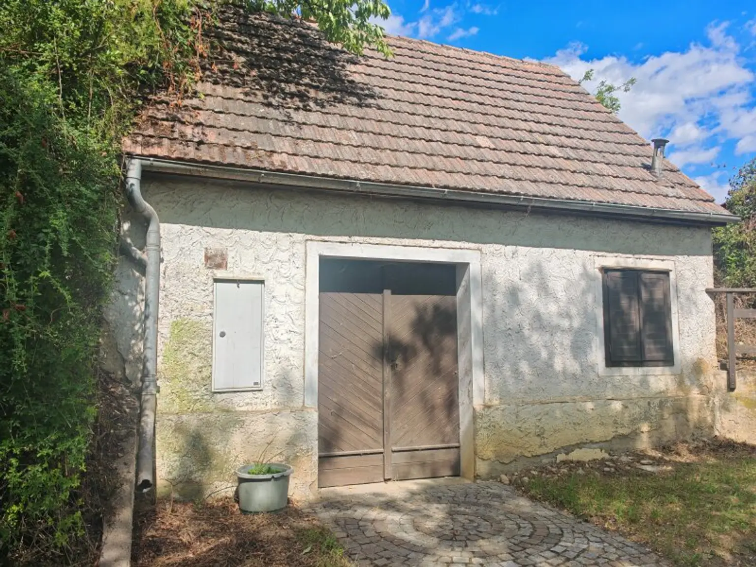 Straßenansicht