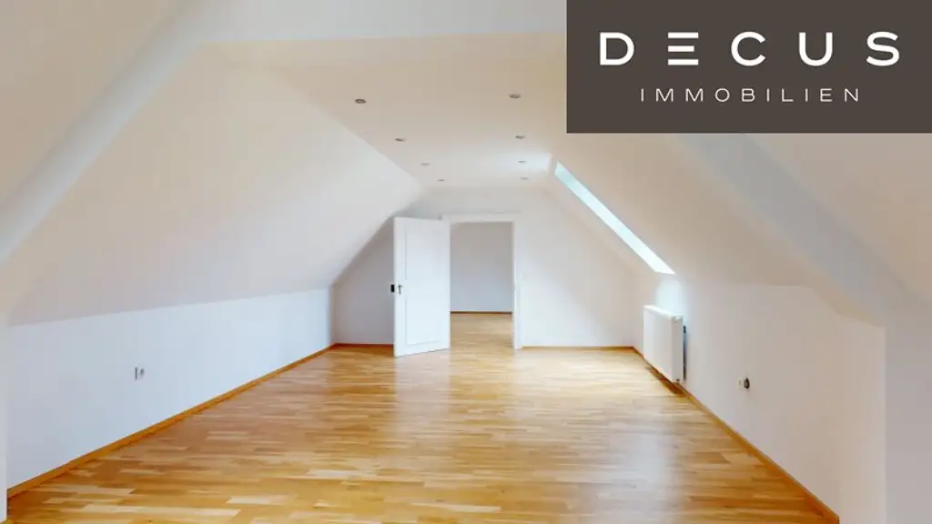 | PROVISIONSFREI | DACHGESCHOSS | FUSSGÄNGERZONE | VIEL POTENZIAL |