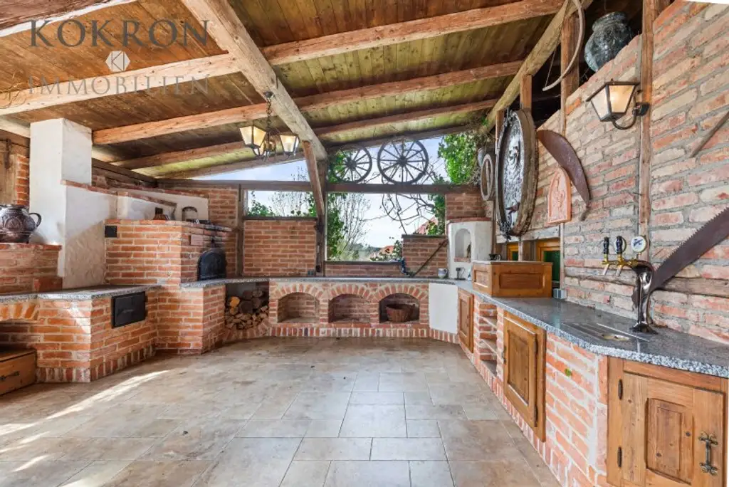 Familiensitz - großzügiges Anwesen für exklusive Ansprüche