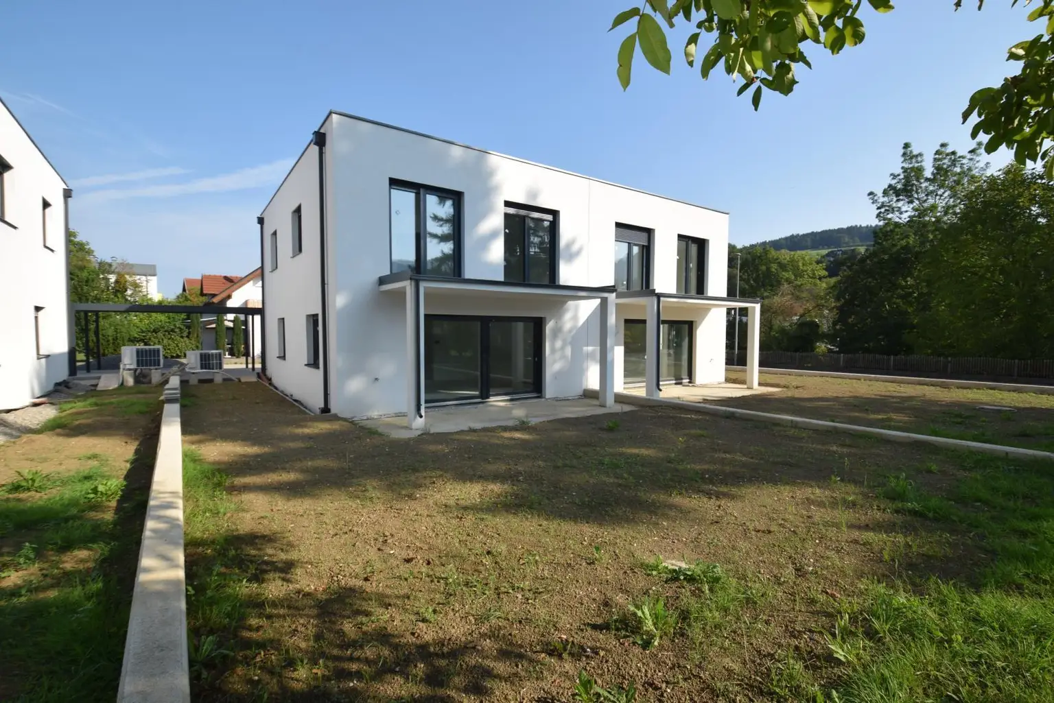 Top 2 - Blick in den Garten