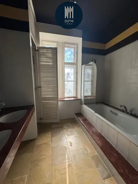 ++LIVING IN WÄHRING++  3,5-Zimmer-Altbauwohnung und Loggia