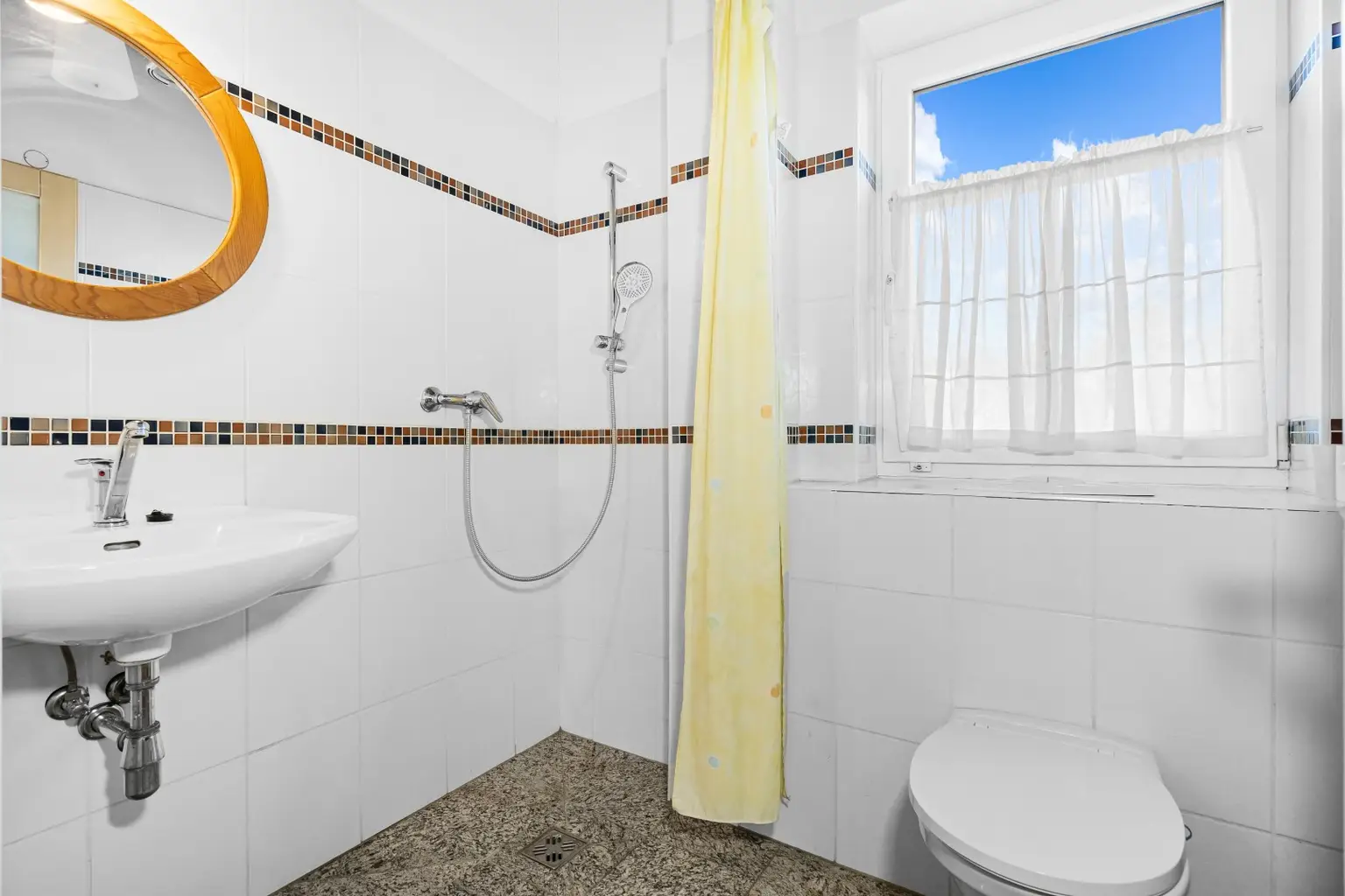 "großzügig und leistbar wohnen vor den Toren Wien´s!"