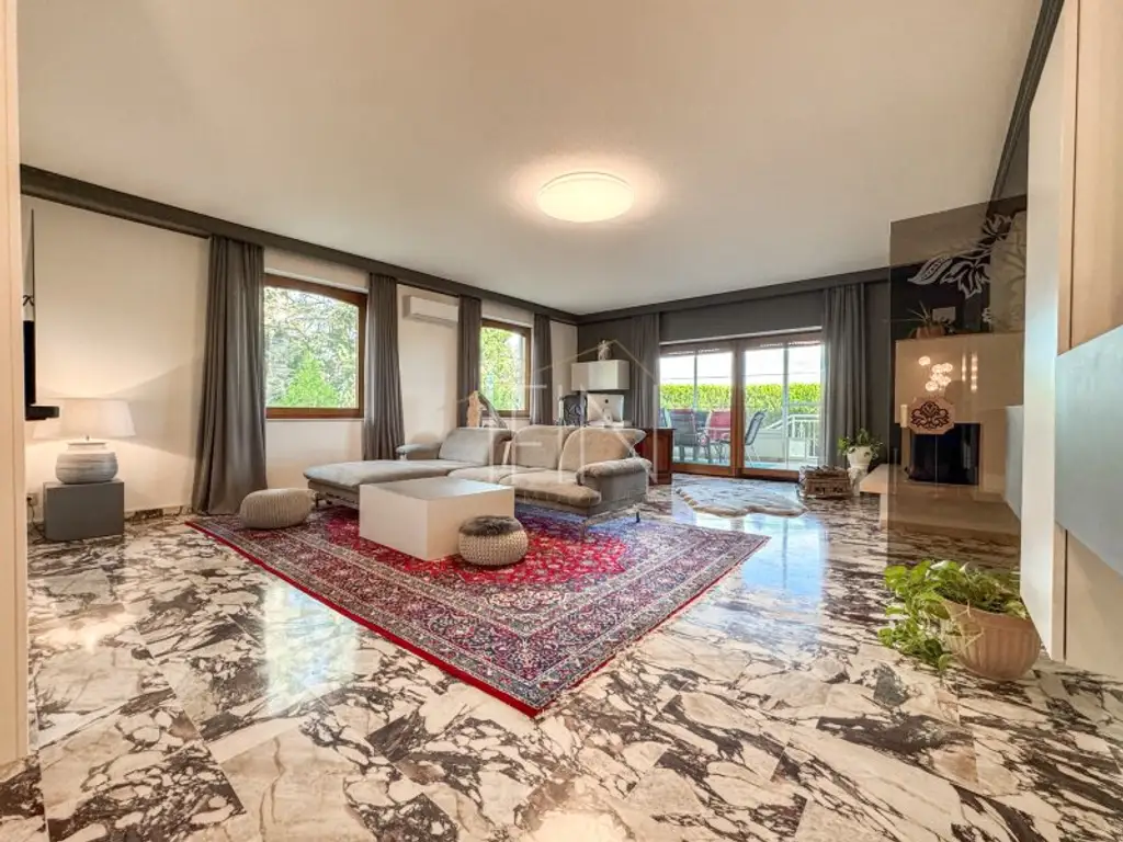 Einfamilienhaus mit Pool, Wellness & großem Garten in Hennersdorf