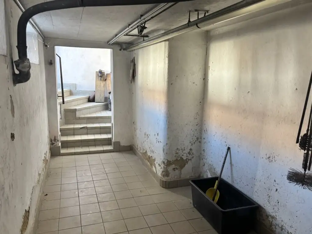 ** CHARMANTES ORIGINAL **  Olbendorf - gepflegter Vierkanthof in Ortslage mit ca. 1470 m2 Eigengrund !!