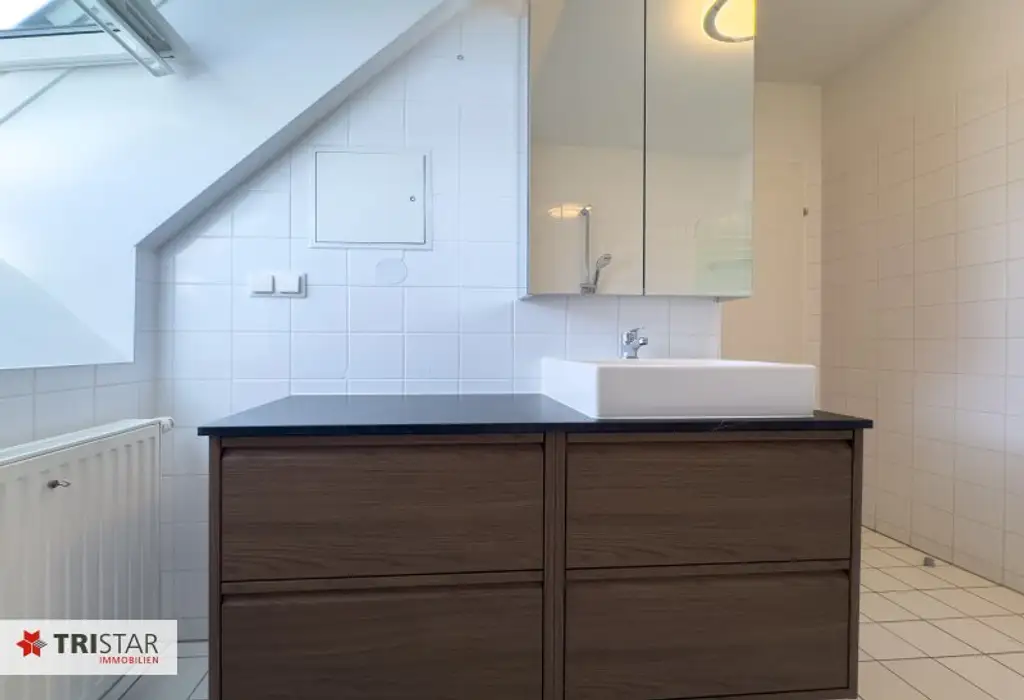 4-Zimmer-Dachtraum mit Südwest-Terrasse & Weitblick & Garage