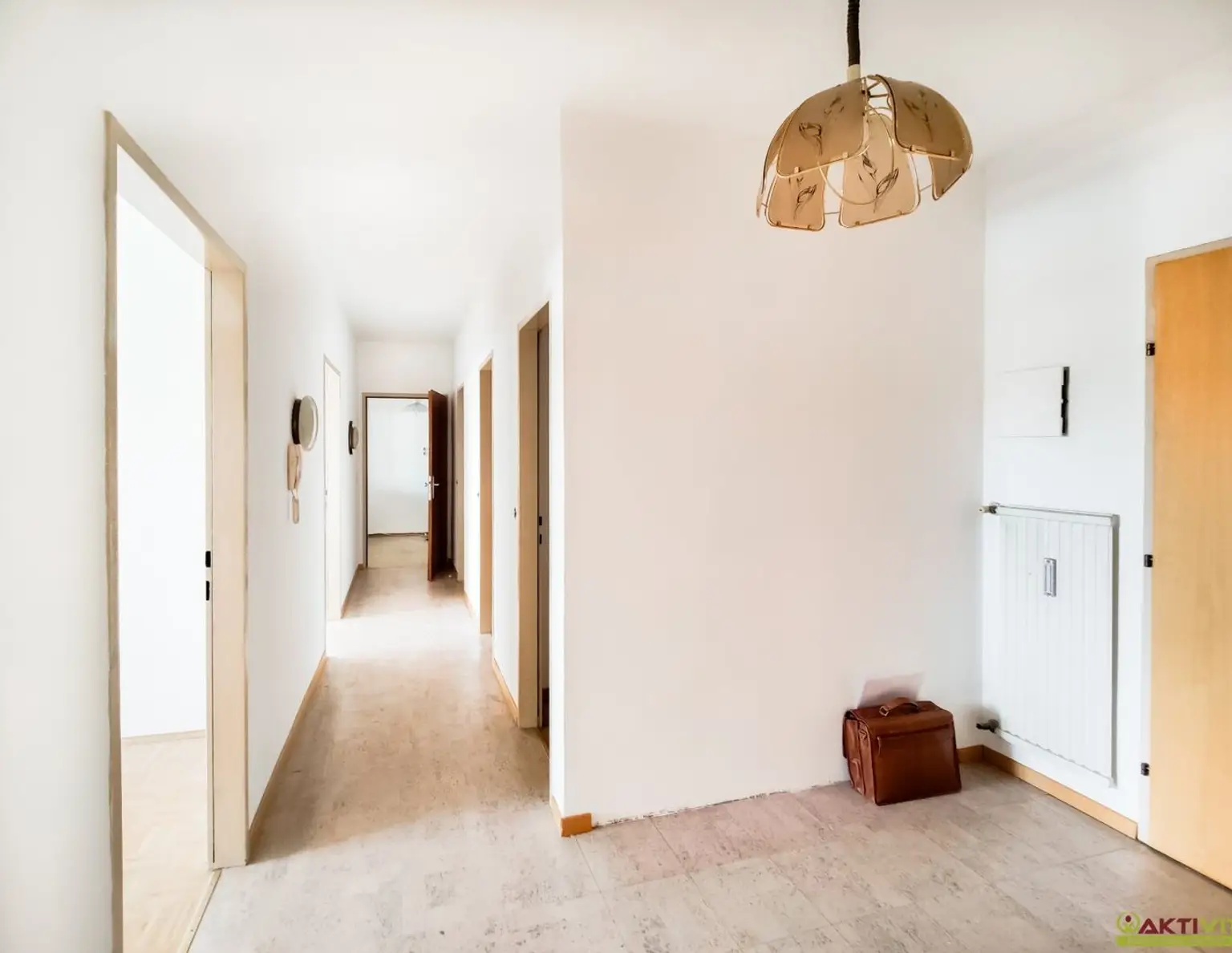 Großzügige Wohnung mit Ausblick, Gartennutzung und Lift. - Ideales Investmentobjekt.