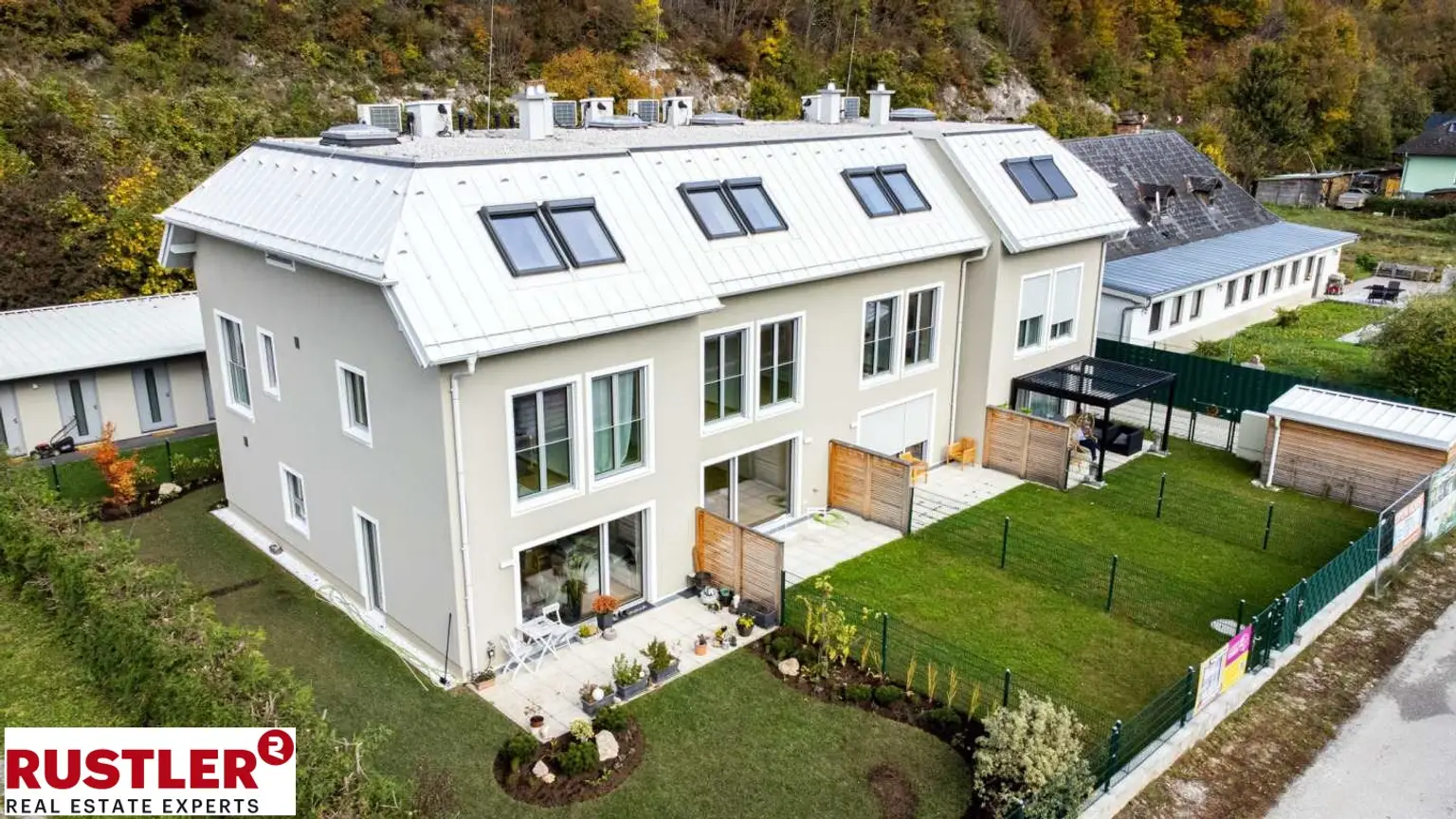 Vor den Toren Badens - Erstbezug Reihenhaus inkl. Design Küche