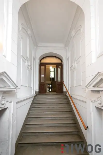 NÄHE 1. BEZIRK, DONAUKANAL UND AUGARTEN | Komplett hofseitige Altbauwohnung | Ideal auch zur WG-Nutzung | Rembrandtstraße