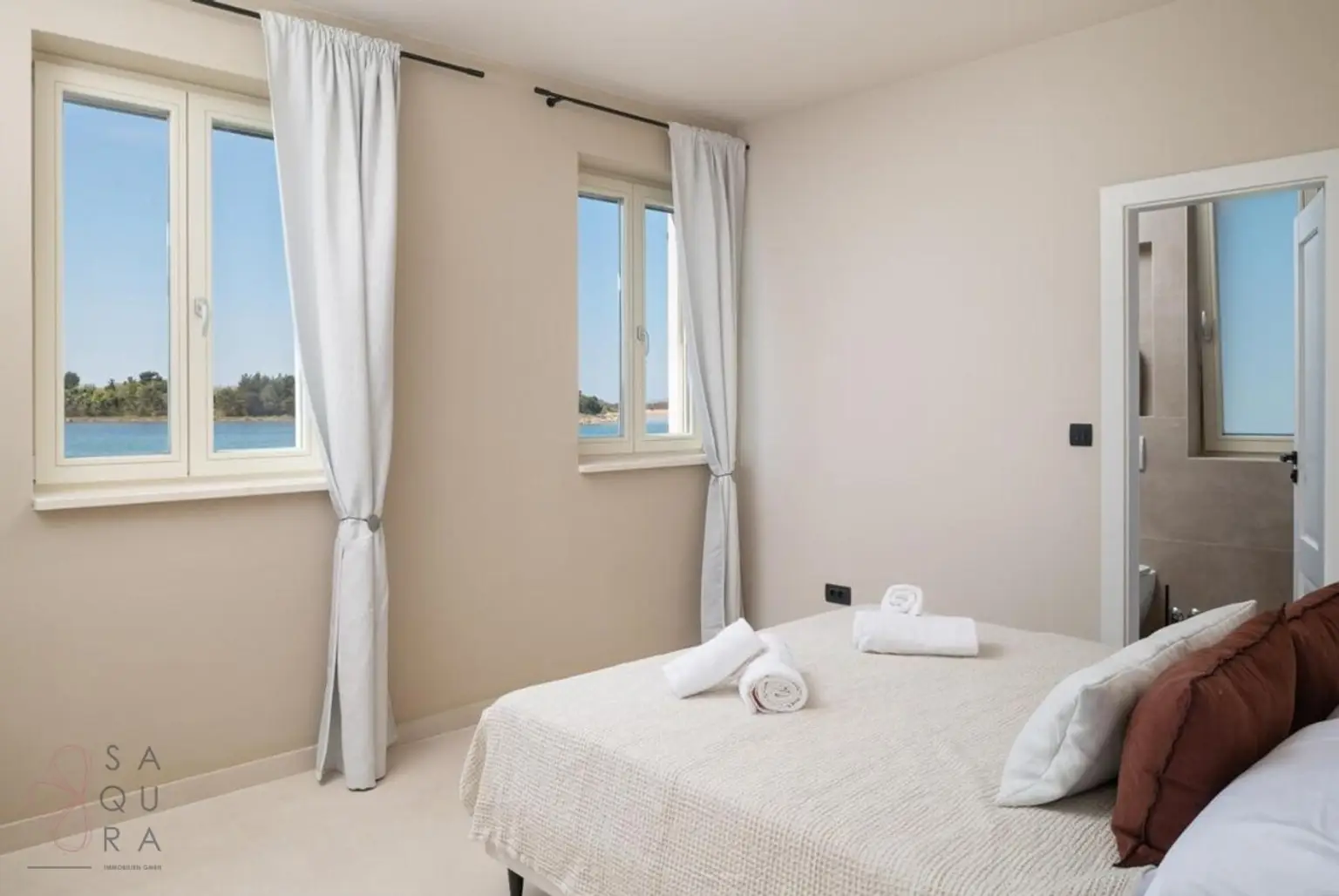 Prime Seafront Villa bei Zadar –Exklusivität am Meer mit Renditepotenzial