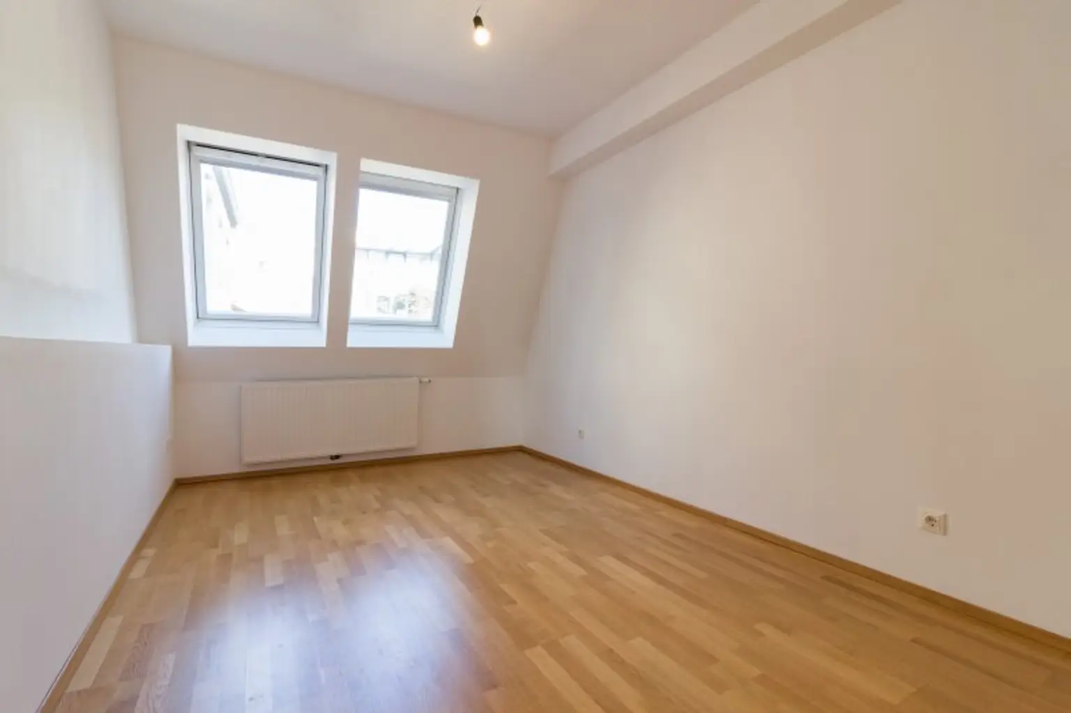 + INNENSTADT-WOHNTRAUM+ 4 Zimmer Wohnung nähe Wiener Prater und Innenstadt zu mieten!+