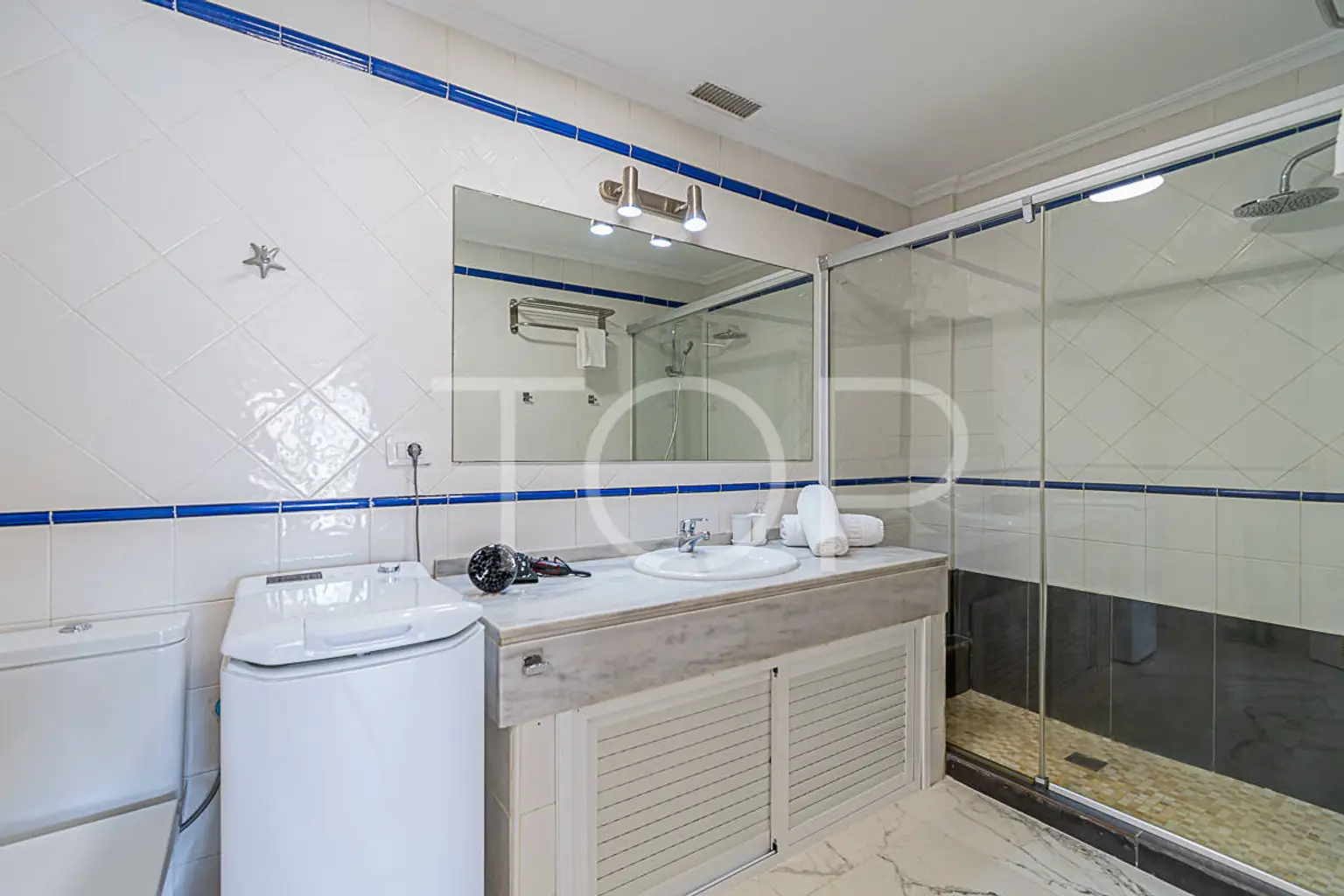 Apartament-La-Caleta-Bathroom-Tenerife-1
