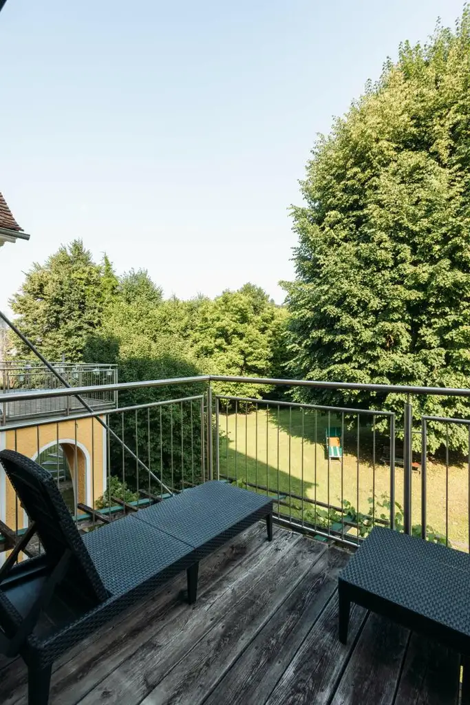 Historisches Herrenhaus mit vielfältigem Potenzial - nur 30 Minuten von Graz